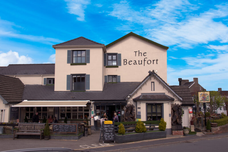 The Beaufort, Raglan